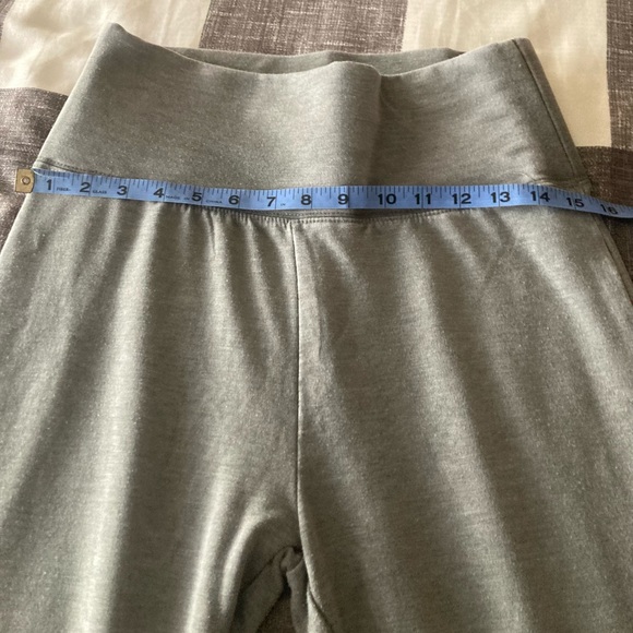 Yummy sweater Co leggings size medium - Picture 8 of 8